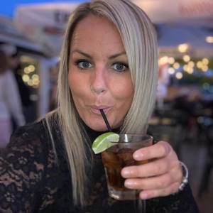 Meet your Posher, Krystle